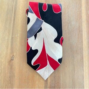 Men's Red and Black Saliari Silk Patterned Tie